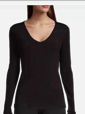 Capsule 121 The Wilson Tee XS Black V Neck
